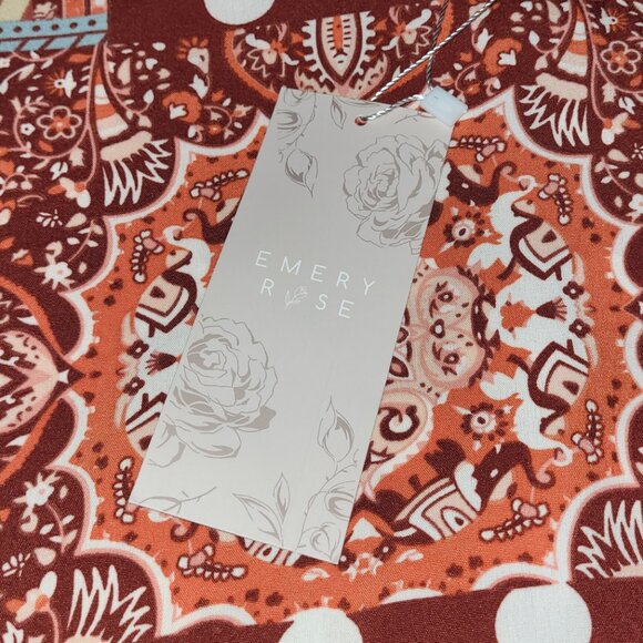 1XL | Emery Rose | Patchwork Print Sleeveless Block Blouse - Picture 3 of 7